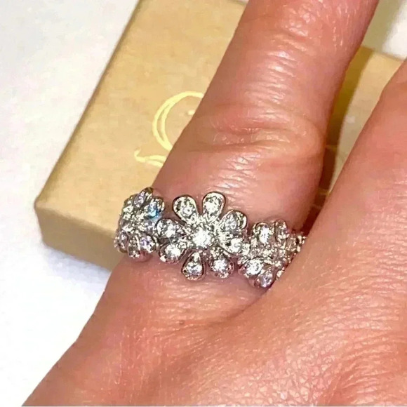 💃🏻 GYPSY  💃🏻 Brand Sterling Silver Ring 💍💃🏻🌸💃🏻🌸 - Picture 6 of 7